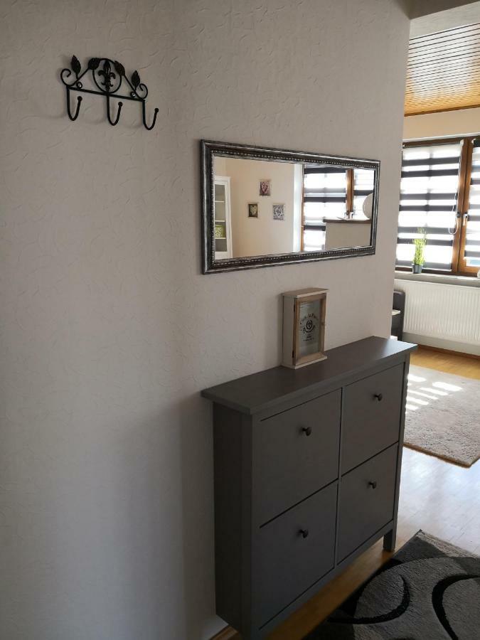 Apartment Ferienwohnung Emmerthal Auch Fuer Monteure Fewo المظهر الخارجي الصورة